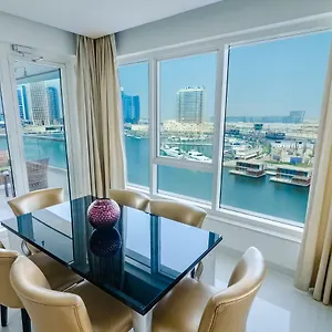 Oskena - Waterfront Downtown شقة دبي